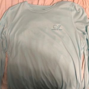 Vineyard Vines Women’s long sleeve t-shirt!